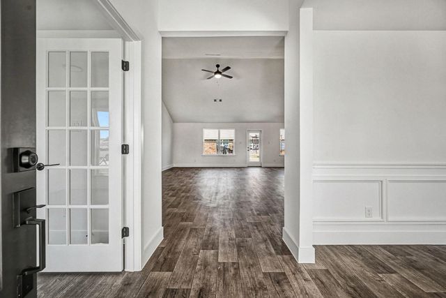 2 Keystone Court, Angleton, TX 77515