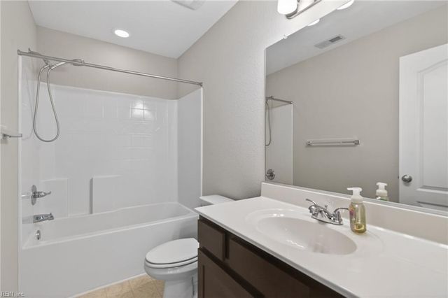 6060 Newington PL, Suffolk, VA 23435