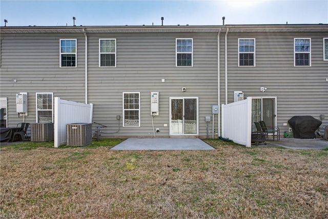 6060 Newington PL, Suffolk, VA 23435