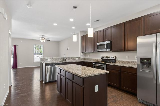 6060 Newington PL, Suffolk, VA 23435