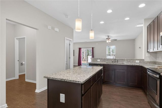 6060 Newington PL, Suffolk, VA 23435