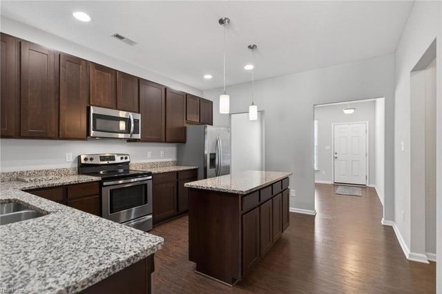 6060 Newington PL, Suffolk, VA 23435