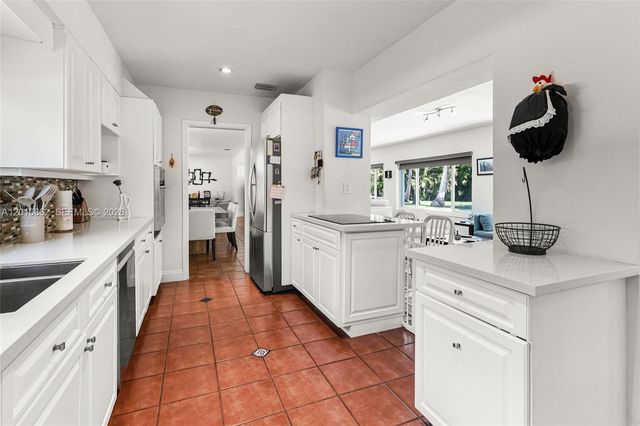 7800 SW 132nd St, Pinecrest, FL 33156