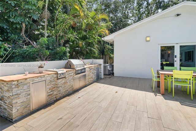 7800 SW 132nd St, Pinecrest, FL 33156