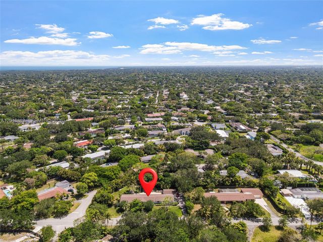 7800 SW 132nd St, Pinecrest, FL 33156