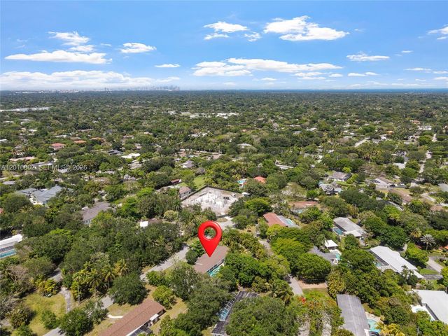 7800 SW 132nd St, Pinecrest, FL 33156