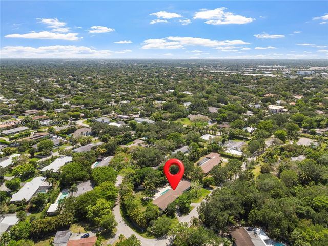 7800 SW 132nd St, Pinecrest, FL 33156