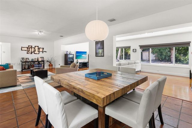 7800 SW 132nd St, Pinecrest, FL 33156