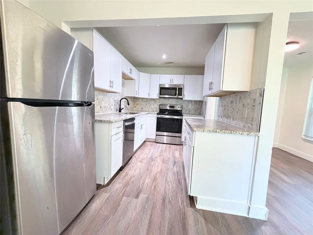 2513 Southland Street, Dallas, TX 75215