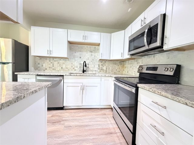 2513 Southland Street, Dallas, TX 75215