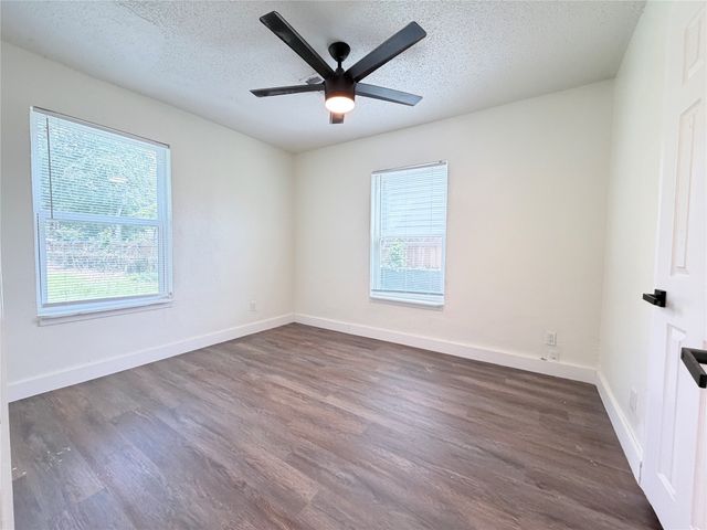 2513 Southland Street, Dallas, TX 75215