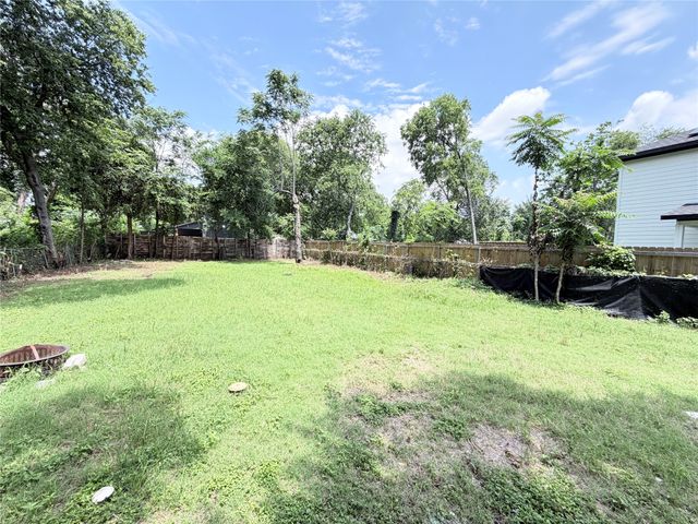 2513 Southland Street, Dallas, TX 75215