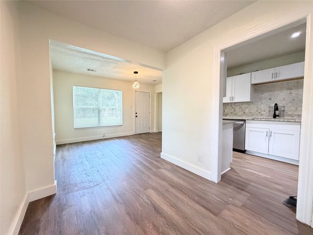 2513 Southland Street, Dallas, TX 75215