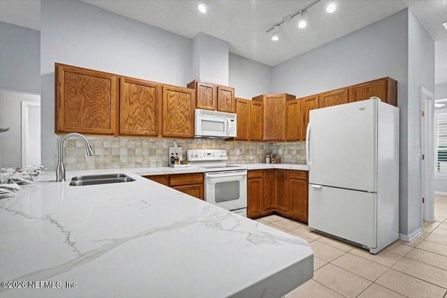 1533 HARVEST COVE Drive, Middleburg, FL 32068