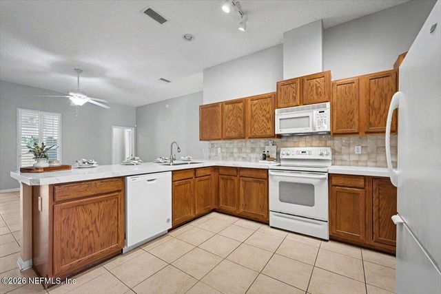1533 HARVEST COVE Drive, Middleburg, FL 32068