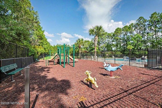 1533 HARVEST COVE Drive, Middleburg, FL 32068