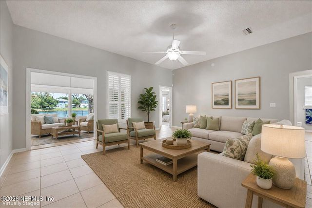 1533 HARVEST COVE Drive, Middleburg, FL 32068
