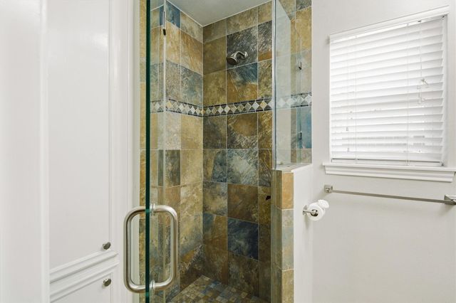 2119 Williamsburg Court S, League City, TX 77573