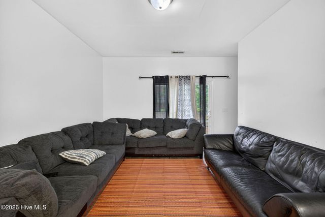 993 Downey Branch Lane, Wilmington, NC 28403