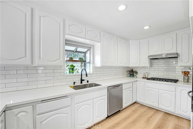 9817 La Rosa, Temple City, CA 91780