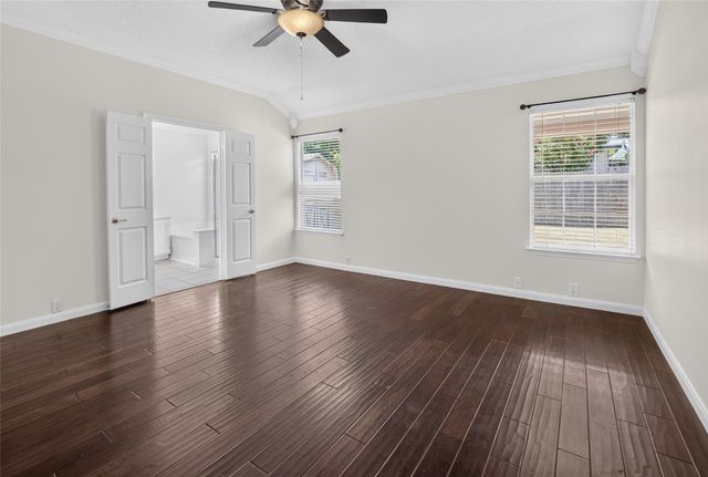 1025 Highland Station Drive, Saginaw, TX 76131