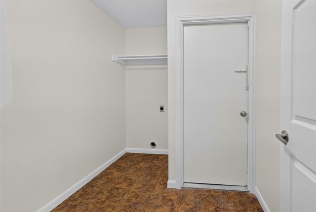 1025 Highland Station Drive, Saginaw, TX 76131