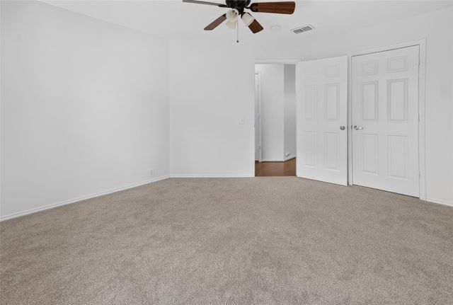 1025 Highland Station Drive, Saginaw, TX 76131