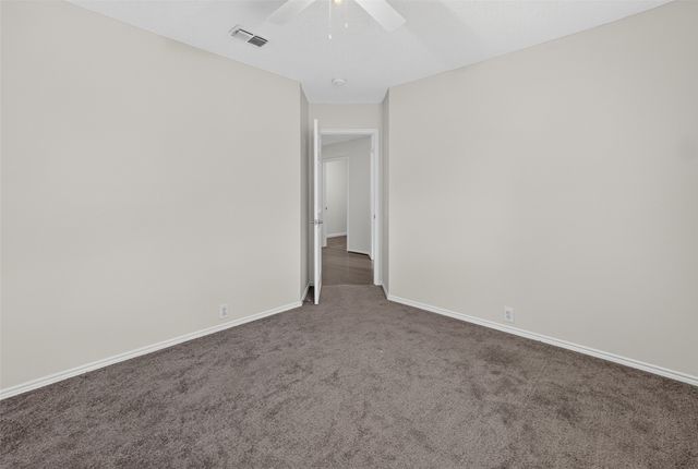1025 Highland Station Drive, Saginaw, TX 76131