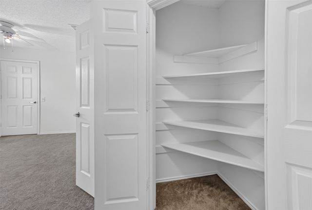 1025 Highland Station Drive, Saginaw, TX 76131