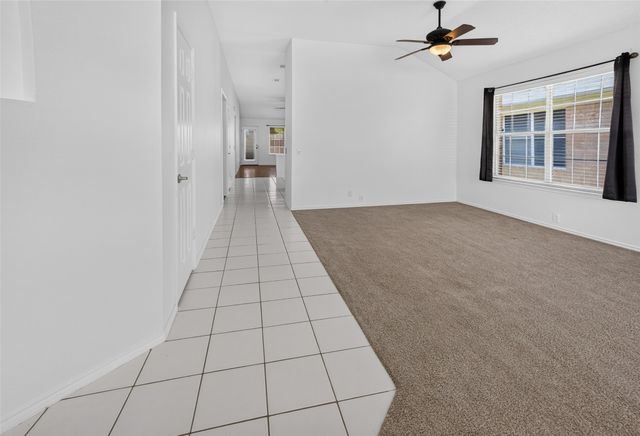 1025 Highland Station Drive, Saginaw, TX 76131