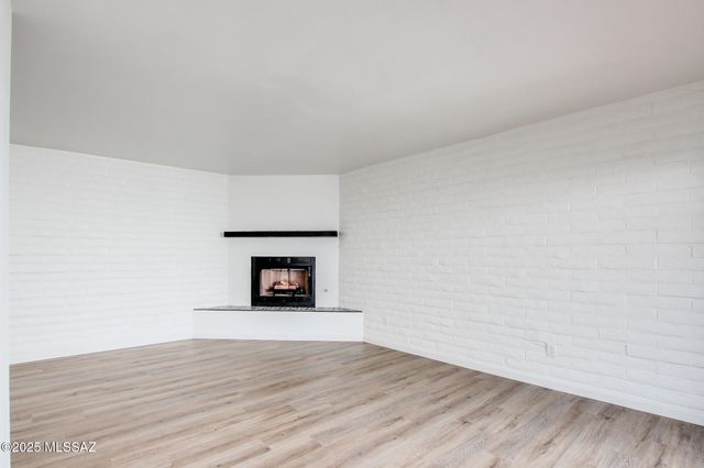 703 W Las Lomitas Road, Tucson, AZ 85704