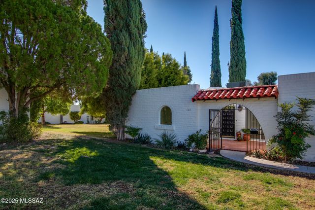 703 W Las Lomitas Road, Tucson, AZ 85704