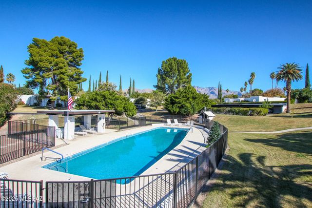 703 W Las Lomitas Road, Tucson, AZ 85704