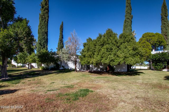 703 W Las Lomitas Road, Tucson, AZ 85704