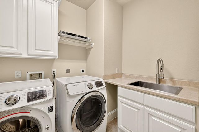 2029 Arrowood Glen Drive, Houston, TX 77077