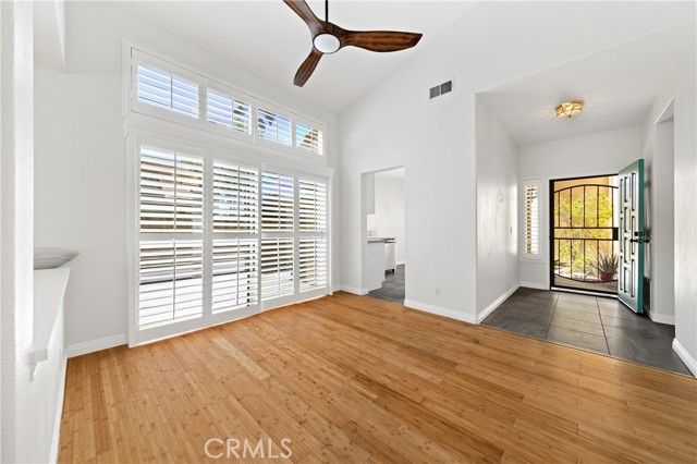 40640 VIA MALAGAS, Murrieta, CA 92562