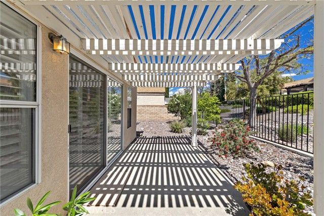 40640 VIA MALAGAS, Murrieta, CA 92562