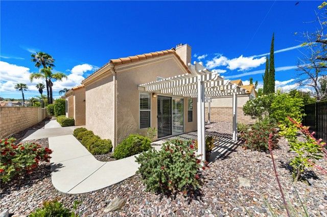 40640 VIA MALAGAS, Murrieta, CA 92562