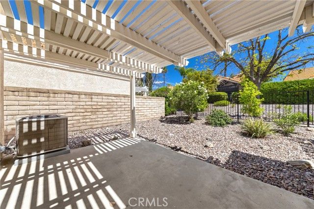 40640 VIA MALAGAS, Murrieta, CA 92562