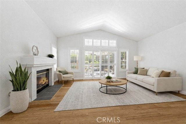 40640 VIA MALAGAS, Murrieta, CA 92562