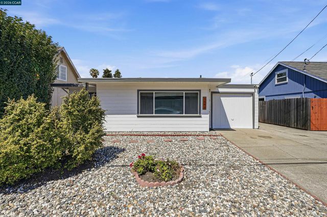 3543 Carlfield St, El Sobrante, CA 94803