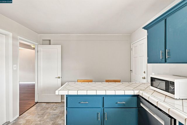 3543 Carlfield St, El Sobrante, CA 94803