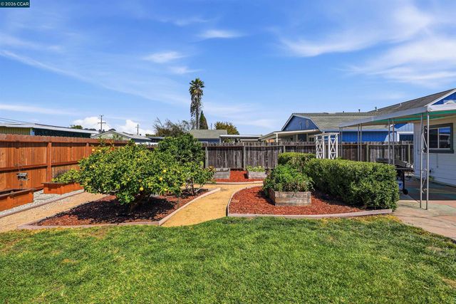 3543 Carlfield St, El Sobrante, CA 94803
