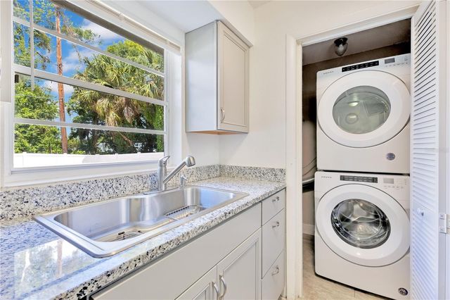 4 CHANNING AVENUE, Orlando, FL 32811