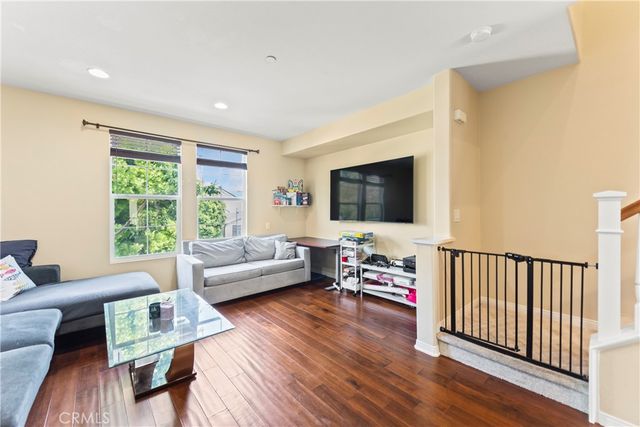 1123 Abelia, Irvine, CA 92606