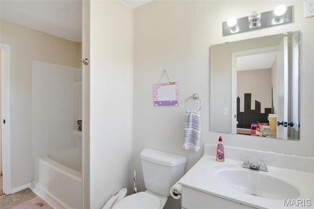 310 Whitehall Drive, O'fallon, IL 62269