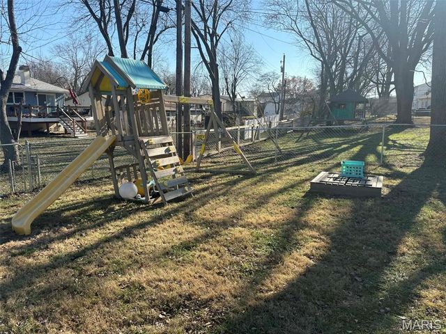 310 Whitehall Drive, O'fallon, IL 62269