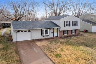 310 Whitehall Drive, O'fallon, IL 62269