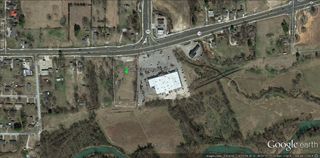 2469 E Huntsville Road, Fayetteville, AR 72701