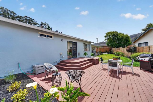 1012 Rio Vista Drive, Pacifica, CA 94044